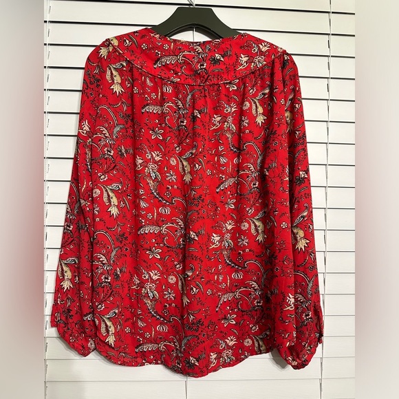 🛍️Rose & Olive Tie front red blouse with floral print Size L excellent. - Picture 5 of 7